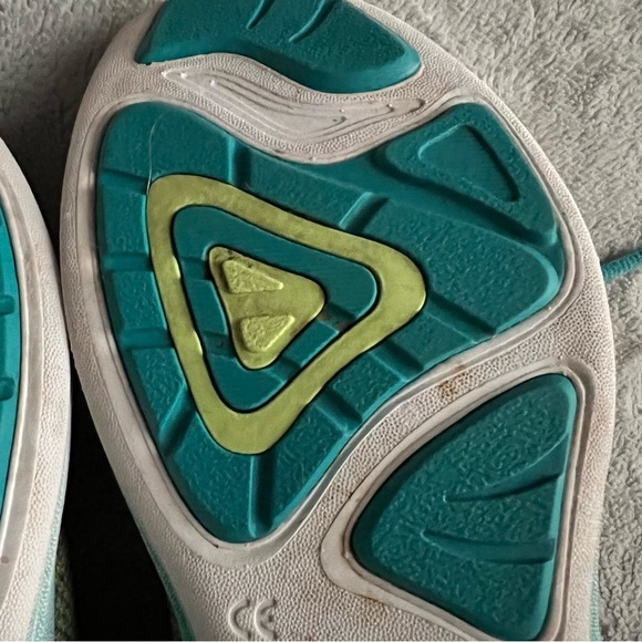 Vionic Adley Active Stretch Knit Lace-Up Comfort Sneaker Shoe Green Blue Sz 7 - Picture 8 of 17